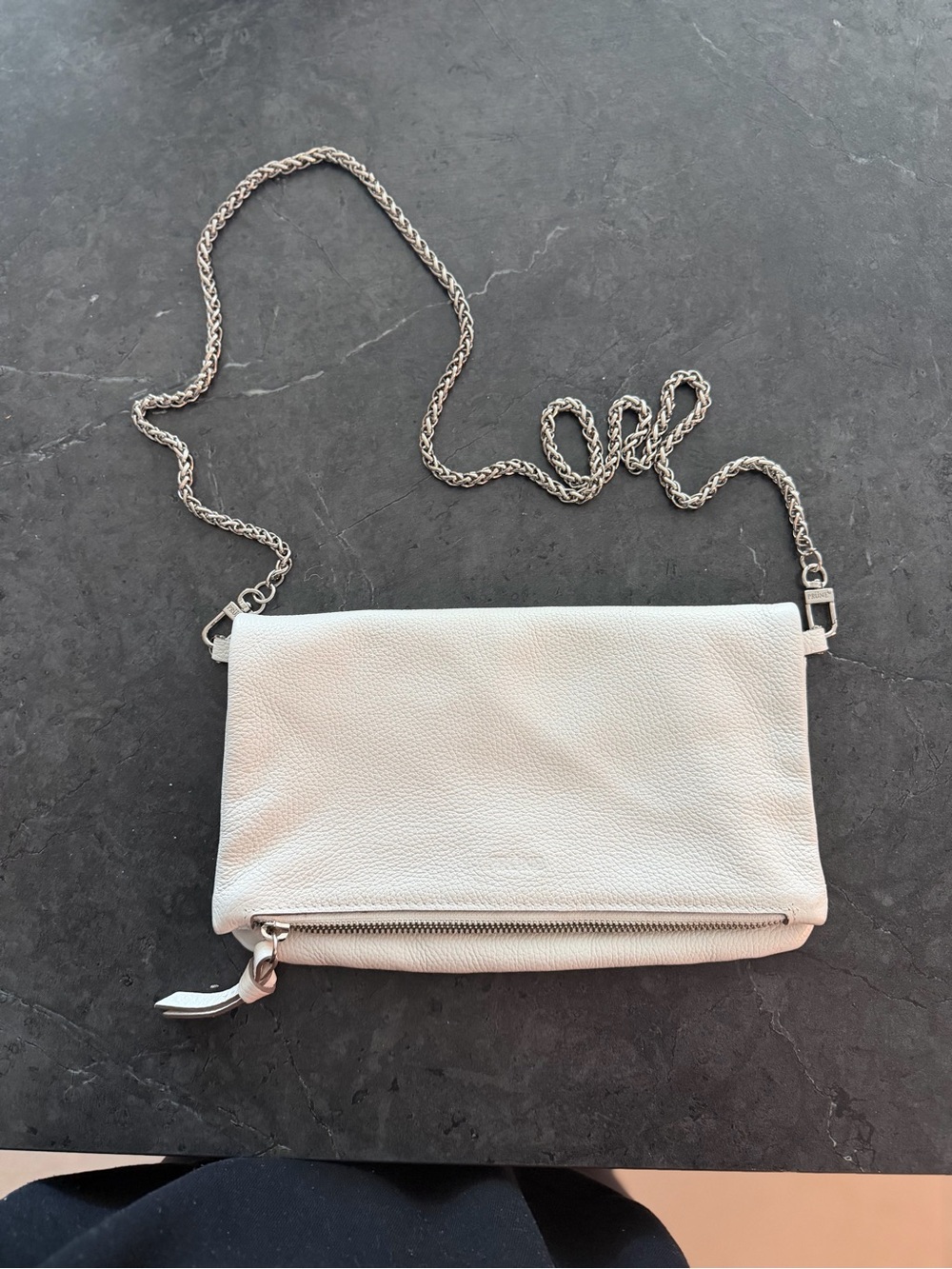Prüne White Leather Crossbody Bag with Silver Chain